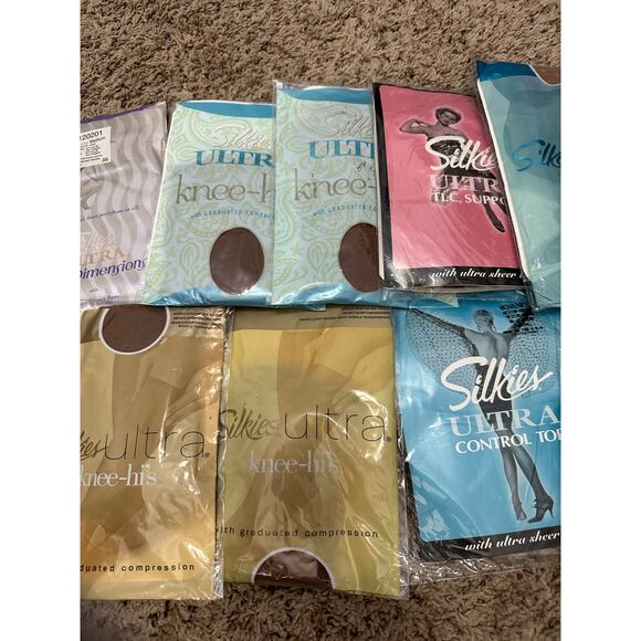 Silkies Made in USA Vintage Hosiery Lot New in Packaging Mixed Size Lot New - Picture 3 of 5